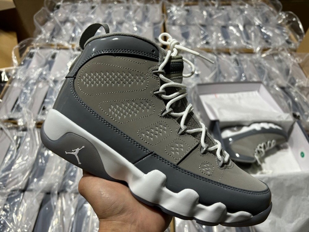 Air Jordan 9 Retro 