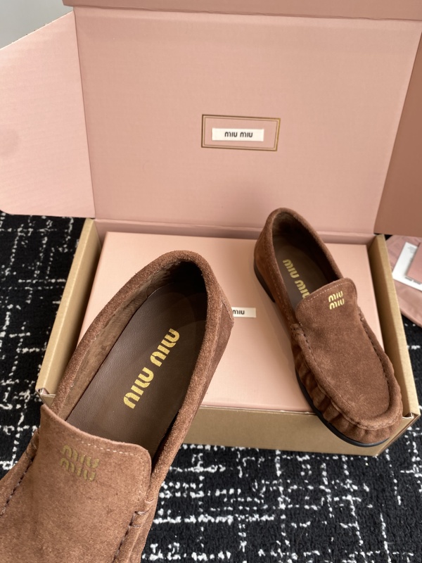 Suede Ruched Mocassin Loafers
