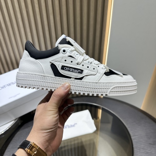 Off-white Low 3.0 Off Court Sneakers