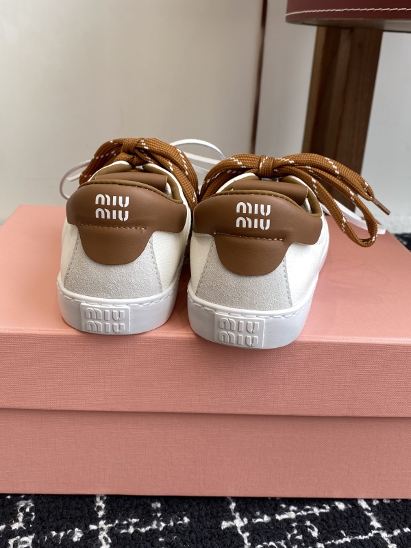 MiuMiu Sneakers