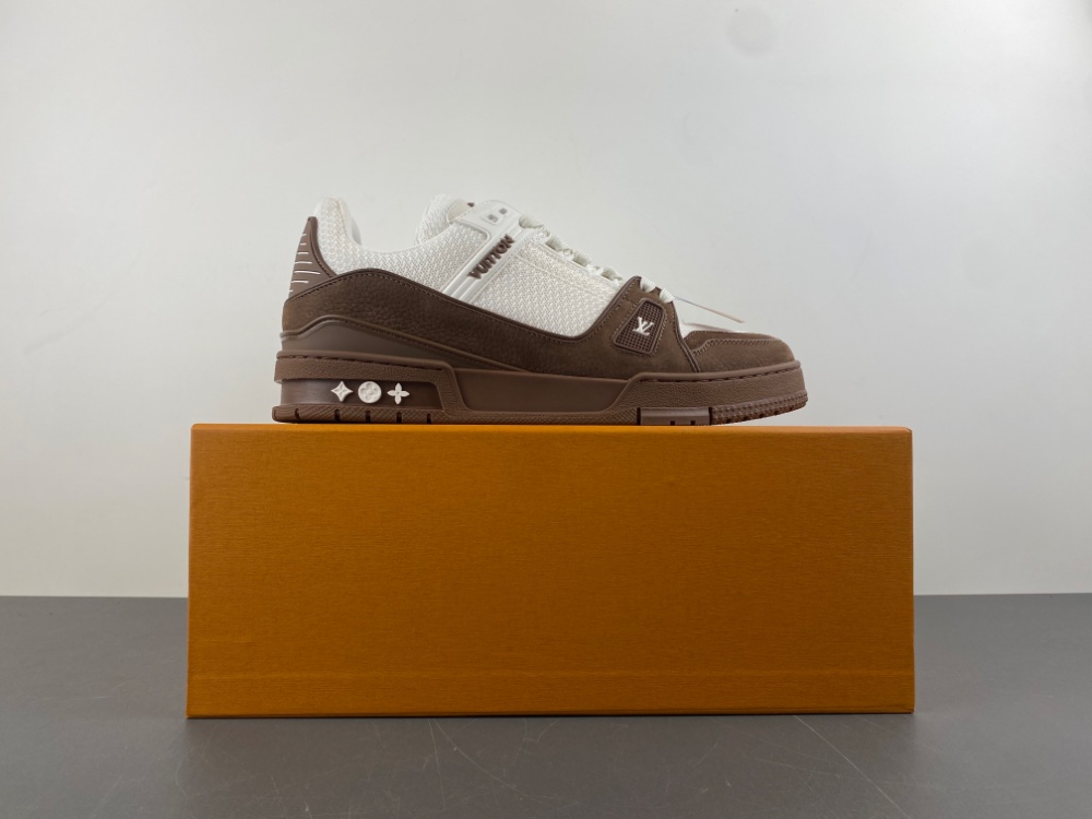LV Trainer Sneaker