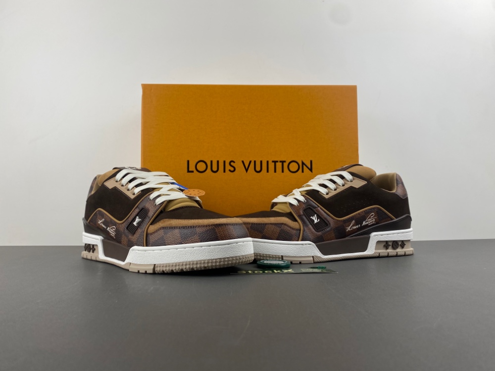 LV Trainer Sneaker
