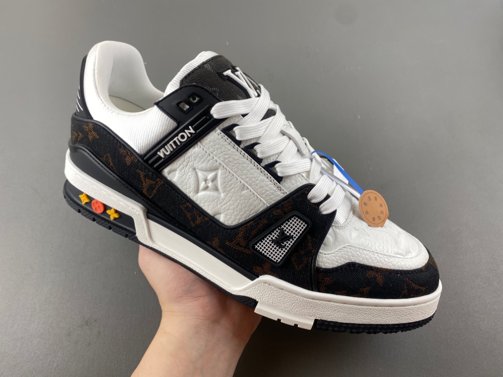 LV Trainer Sneaker