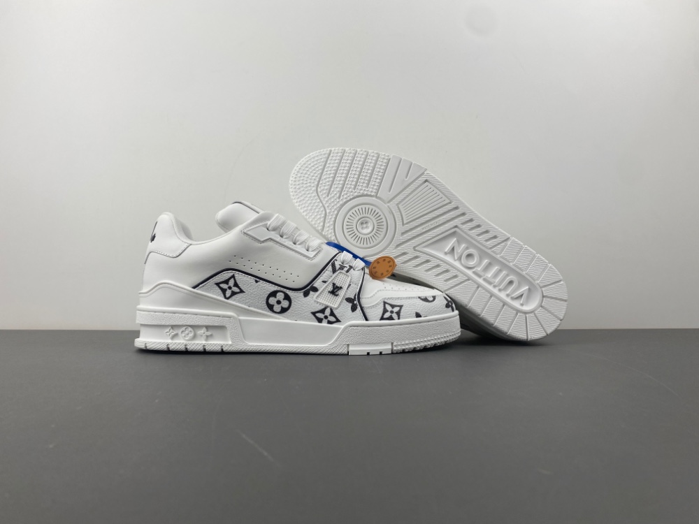 LV Trainer Sneaker