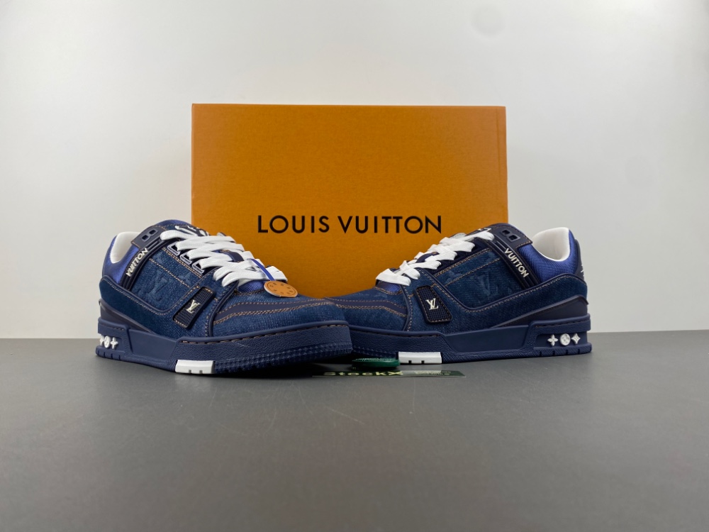 LV Trainer Sneaker