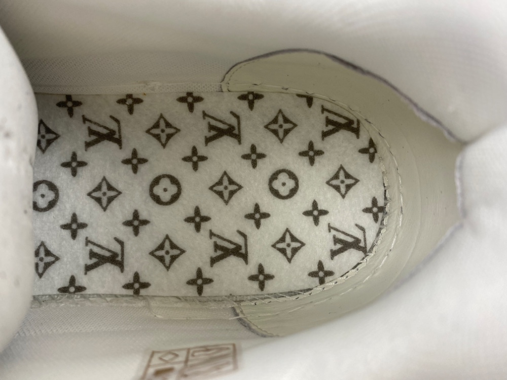 LV Trainer Sneaker