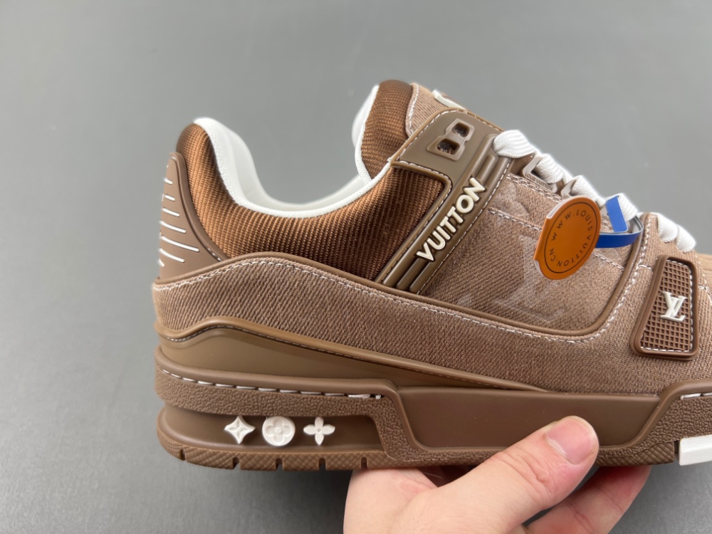 LV Trainer Sneaker