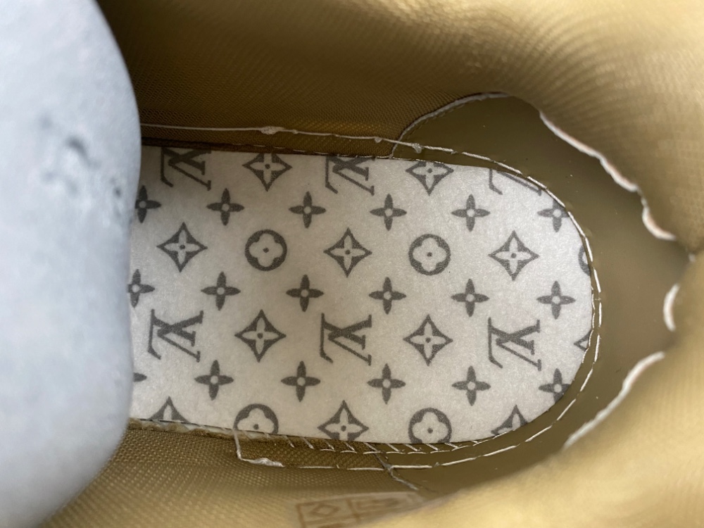 LV Trainer Sneaker