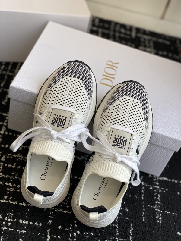 DIOR SNEAKER