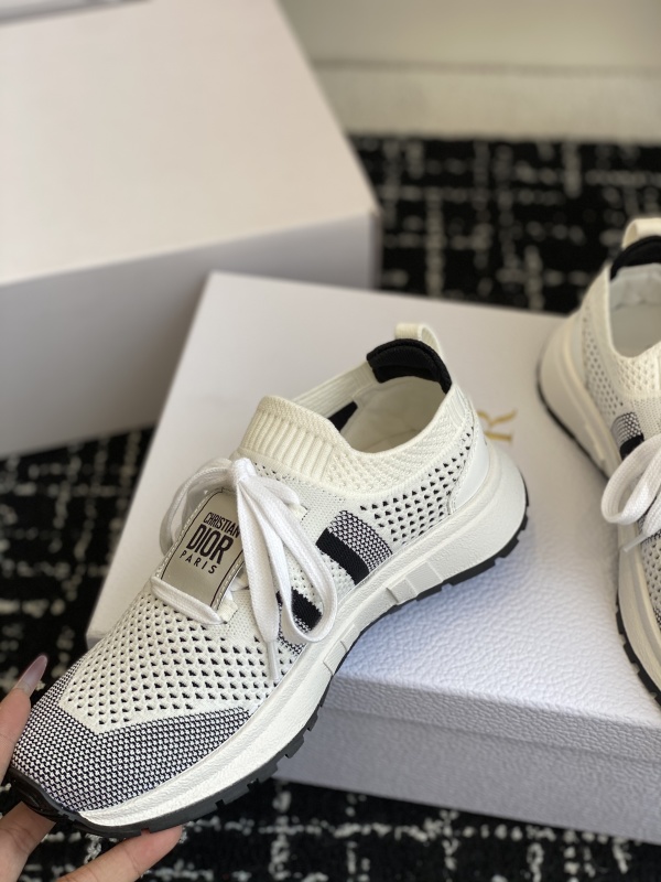 DIOR SNEAKER