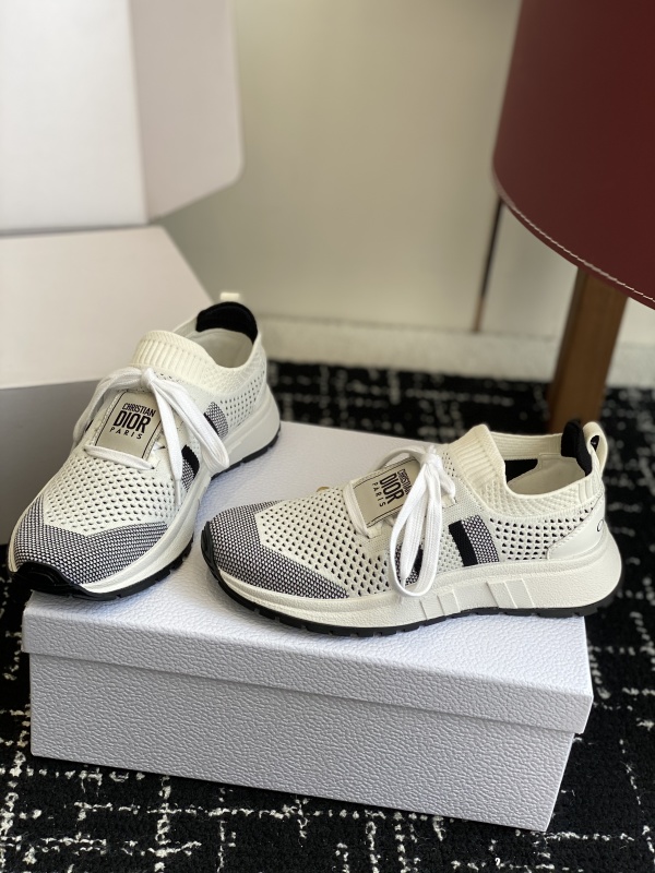 DIOR SNEAKER