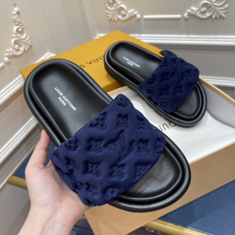 LV POOL PILLOW COMFORT MULE