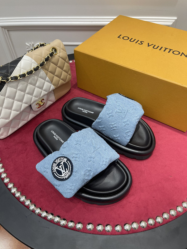 LV POOL PILLOW COMFORT MULE