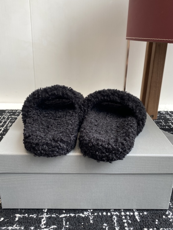 Balenciaga Furry Slide