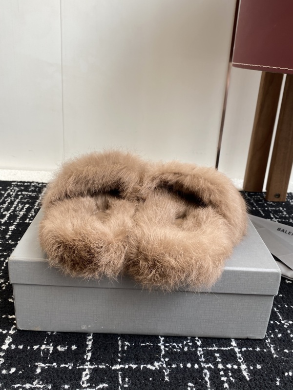 Balenciaga Furry Slide