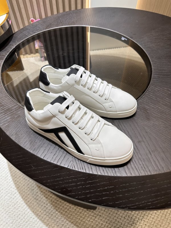 Fendi Sneakers