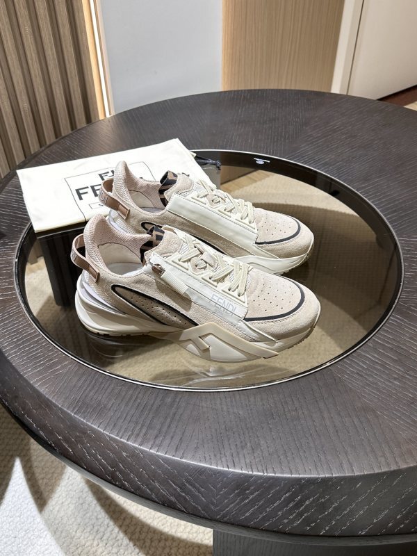 Fendi Flow Low Sneakers Beige collectie
