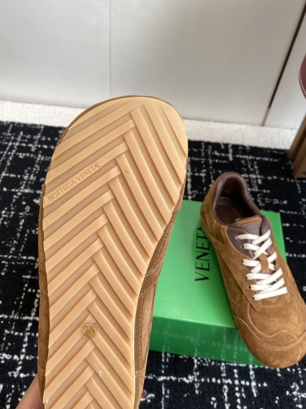 Bottega Veneta Orbit Flash Low Top Sneaker