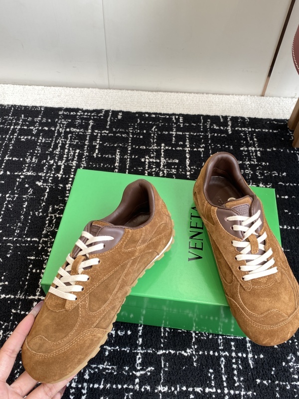 Bottega Veneta Orbit Flash Low Top Sneaker