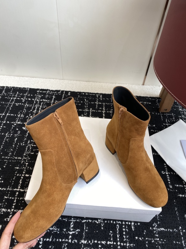Celine Triomphe Short Boots Havana