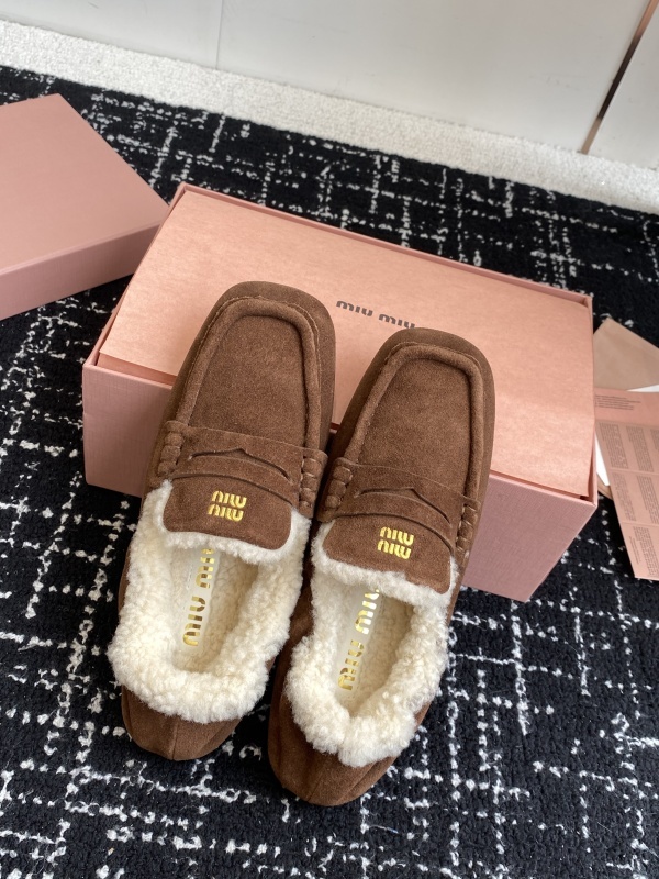 Cocoa Brown Ruches Suede Loafers