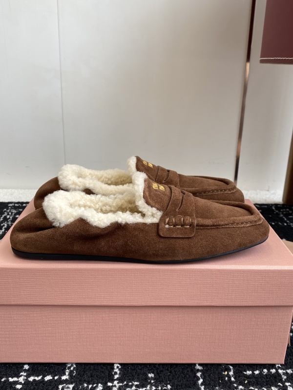 Cocoa Brown Ruches Suede Loafers